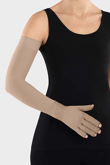 Juzo Expert Seamless with open fingers in combination with compression sleeve Glove with open fingers in combination with compression sleeve, colour almond