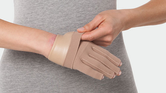 Gloves made from Juzo Silon®-TEX Gloves made from Juzo Silon®-TEX